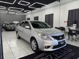 Nissan Versa