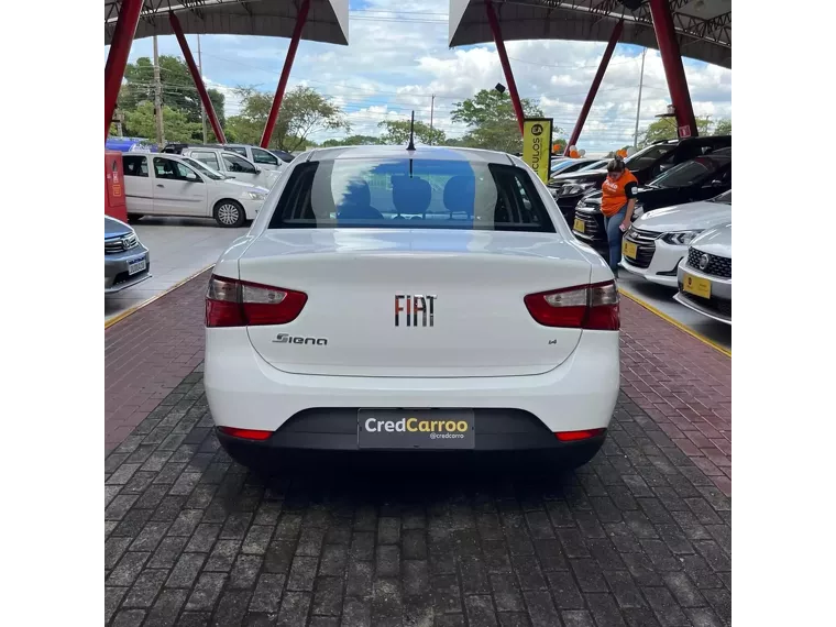 Fiat Grand Siena Branco 4