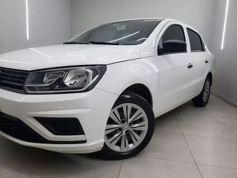 Volkswagen Voyage Branco 10