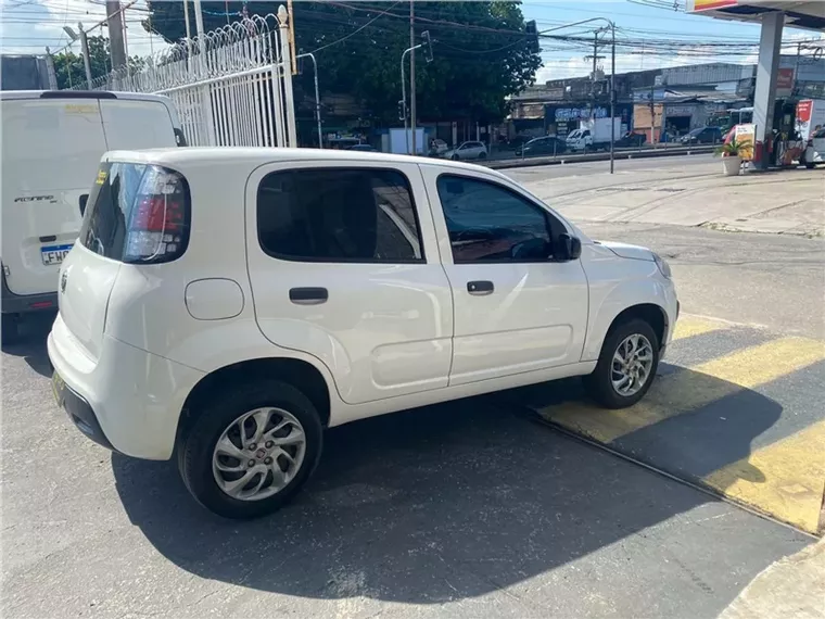 Fiat Uno Branco 4