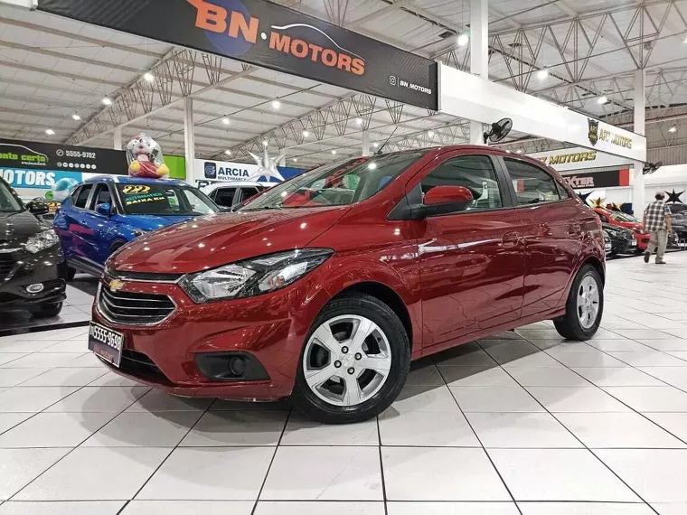 Chevrolet Onix Vermelho 6