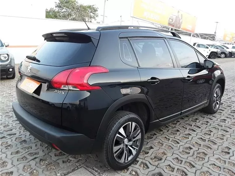 Peugeot 2008 Preto 5