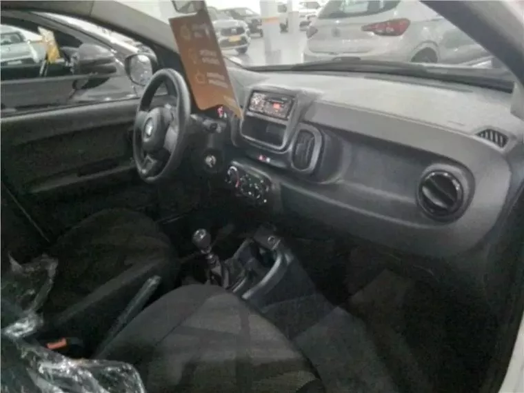 Fiat Mobi Branco 12