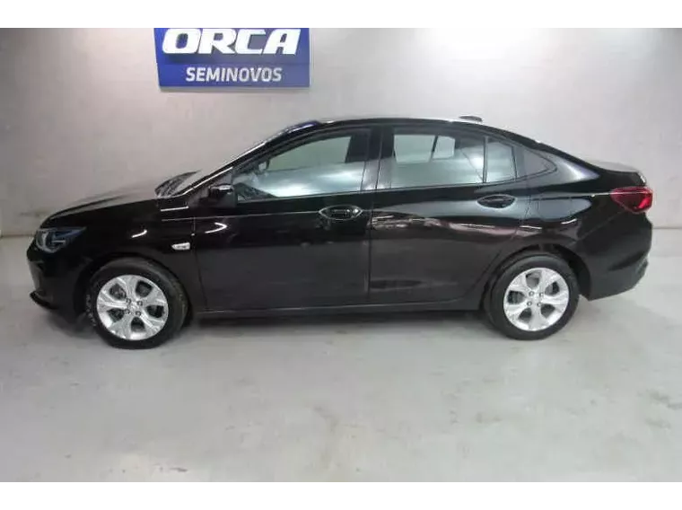 Chevrolet Onix Preto 1