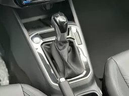 Volkswagen Cross UP