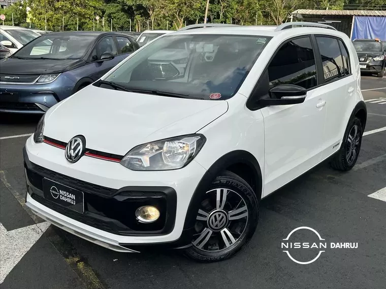 Volkswagen UP Branco 5