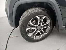 Jeep Commander