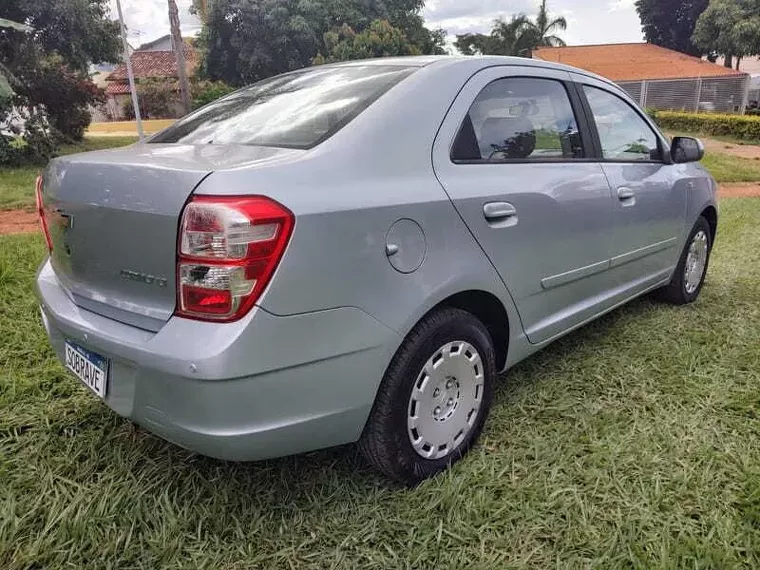 Chevrolet Cobalt Prata 9