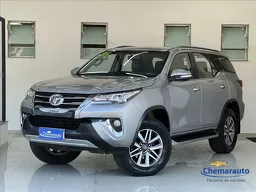 Toyota Hilux SW4