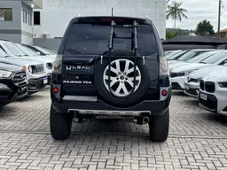 Mitsubishi Pajero TR4