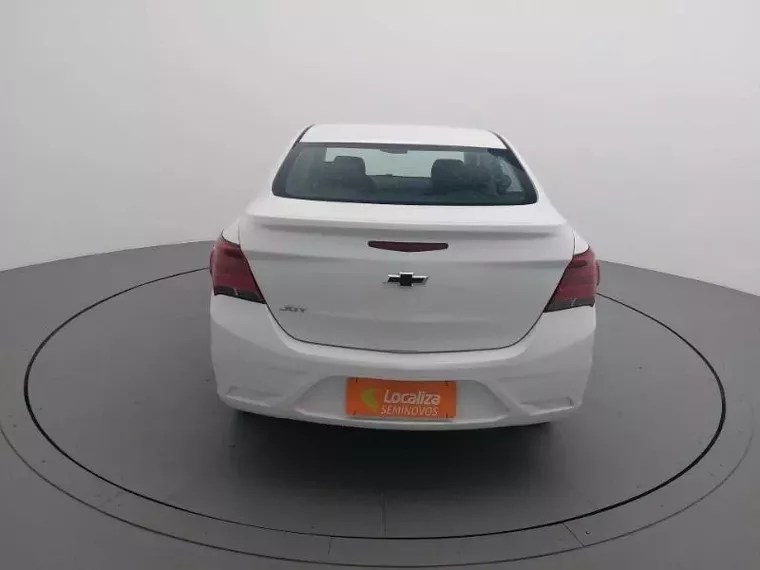 Chevrolet Onix Branco 11