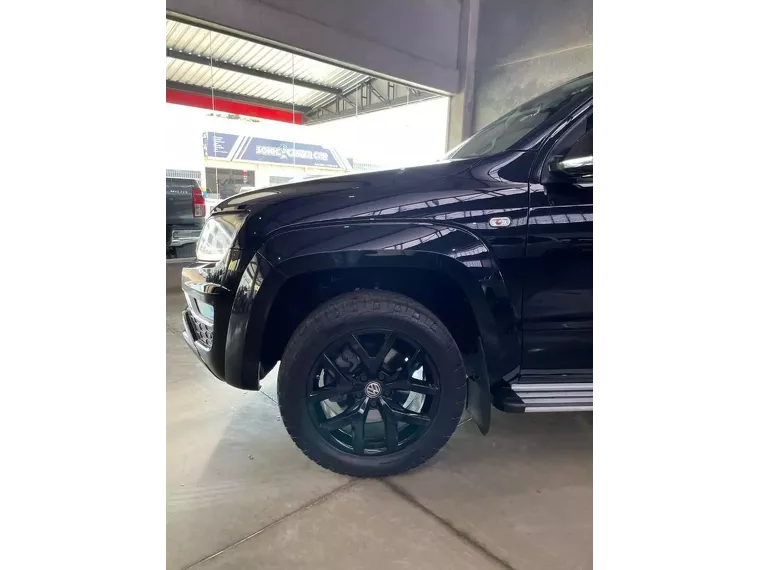 Volkswagen Amarok Preto 10