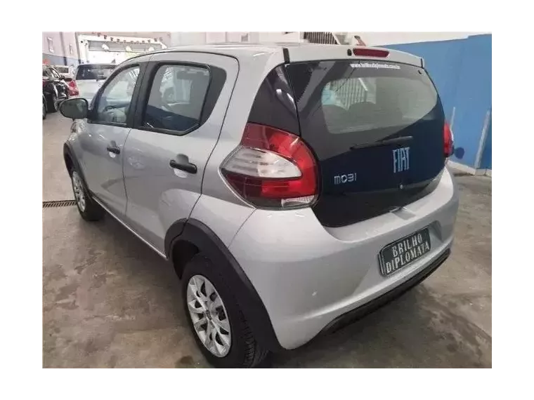 Fiat Mobi Prata 8