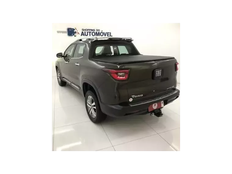 Fiat Toro Marrom 12