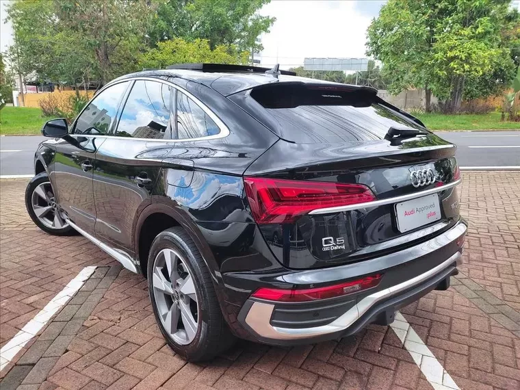 Audi Q5 Preto 9