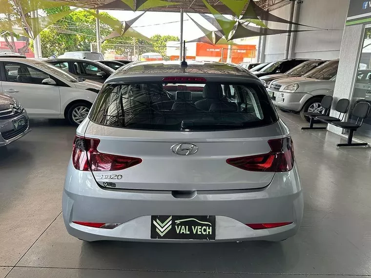 Hyundai HB20 Cinza 17