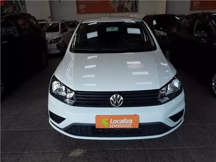 Volkswagen Voyage Branco 2