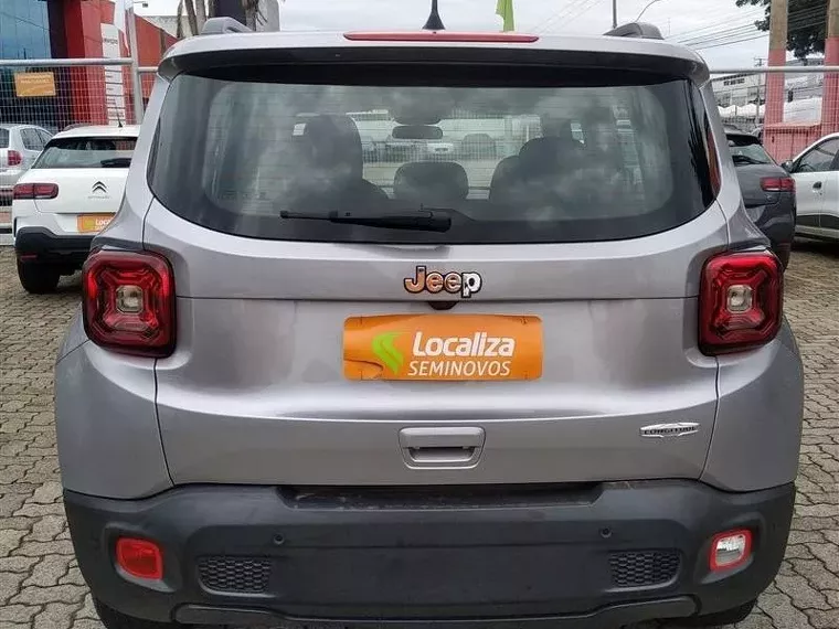 Jeep Renegade Prata 8