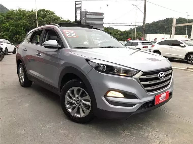 Hyundai Tucson Prata 11