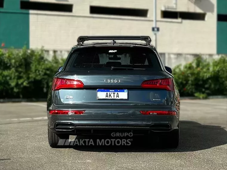 Audi Q5 Cinza 16