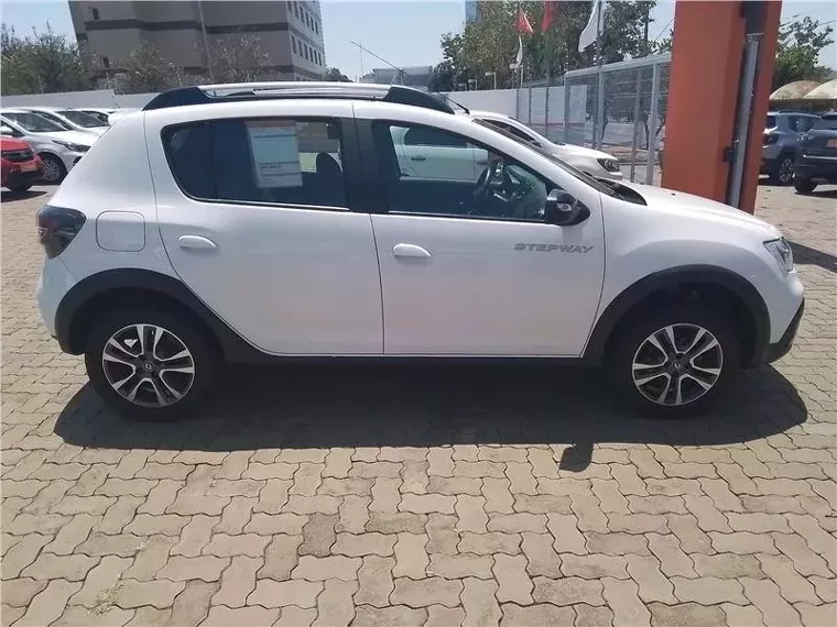 Renault Sandero Branco 13