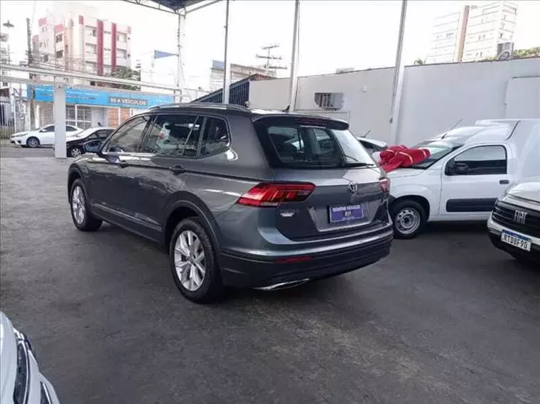 Volkswagen Tiguan Cinza 10