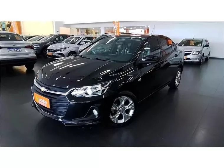 Chevrolet Onix Preto 1