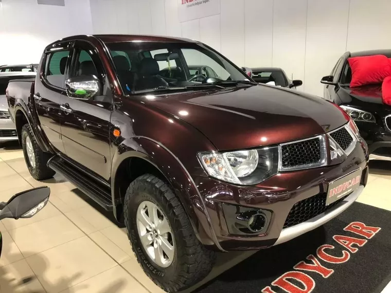 Mitsubishi L200 Triton Vermelho 5