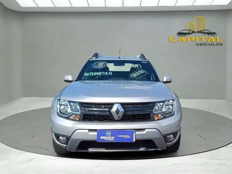 Renault Duster Oroch Prata 6