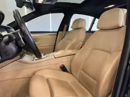 BMW 528i