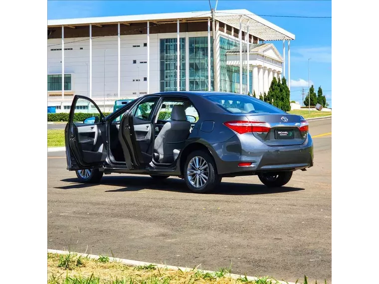 Toyota Corolla Cinza 13