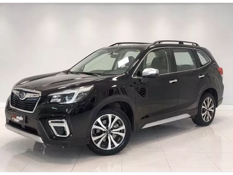 Subaru Forester Preto 18