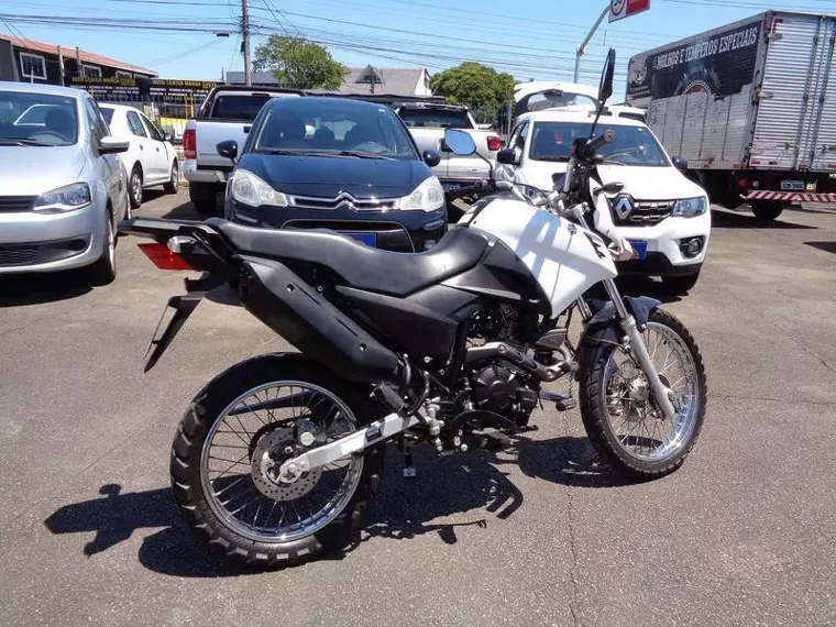 Yamaha XTZ 150 Branco 4