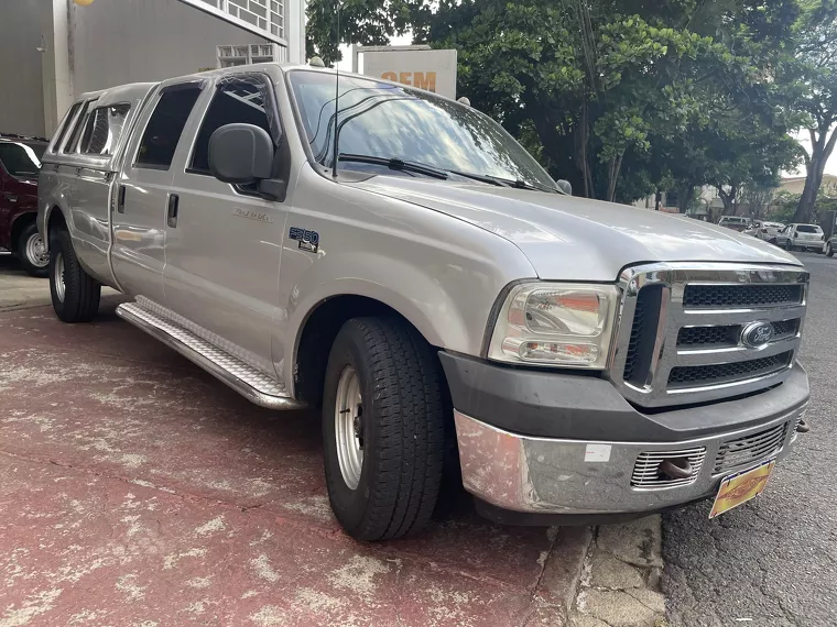 Ford F-350 Prata 5