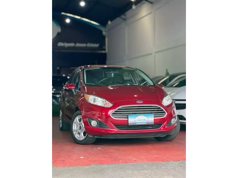 Ford Fiesta Vermelho 1