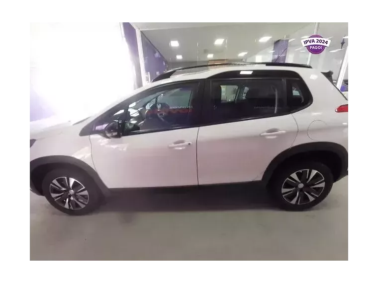 Peugeot 2008 Branco 4