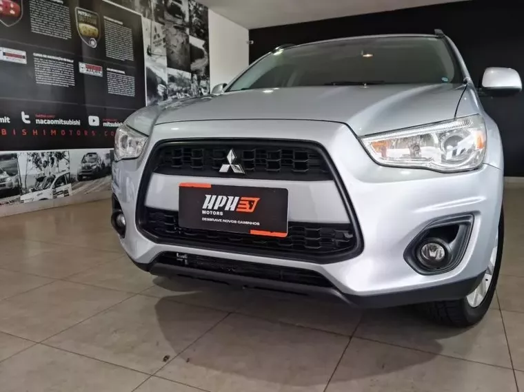 Mitsubishi ASX Prata 15