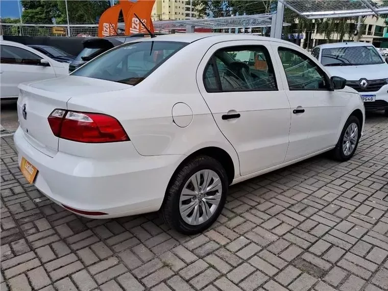 Volkswagen Voyage Branco 4