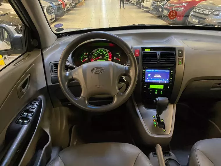 Hyundai Tucson Prata 13