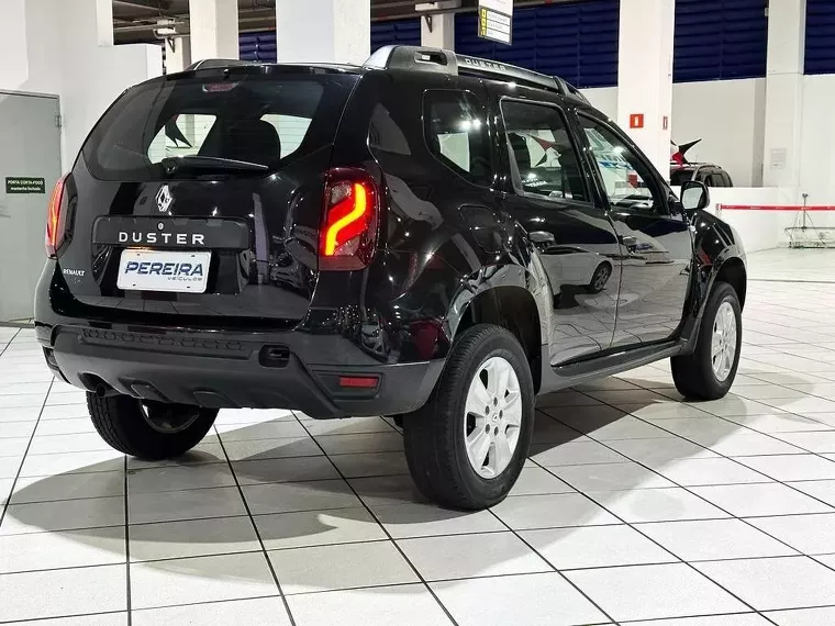 Renault Duster Preto 14