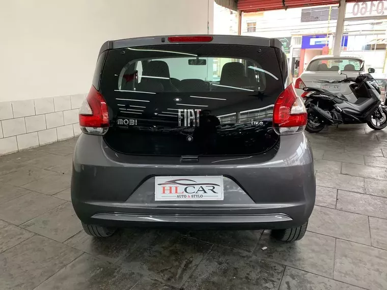 Fiat Mobi Cinza 15