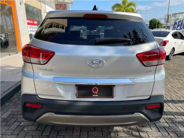 Hyundai Creta Prata 9