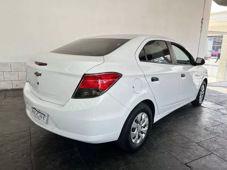 Chevrolet Prisma Branco 9