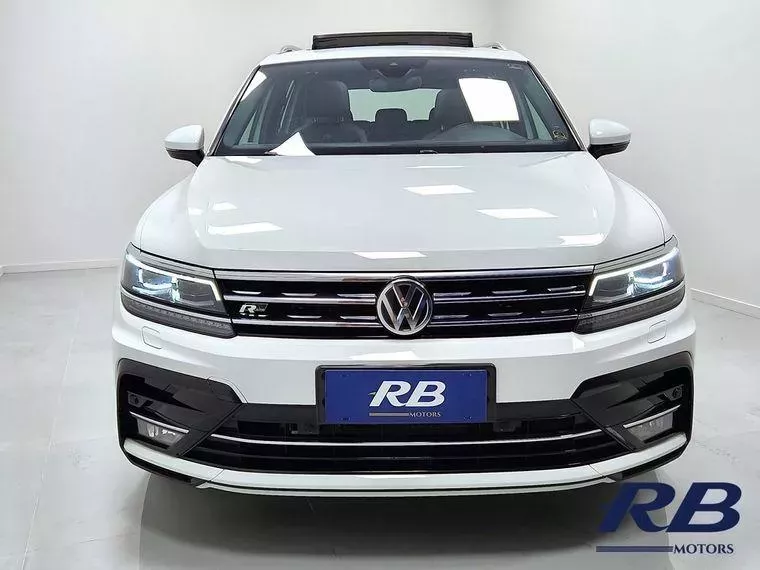 Volkswagen Tiguan Branco 13