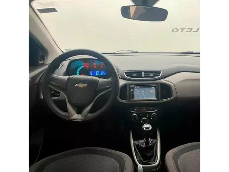 Chevrolet Prisma Branco 8