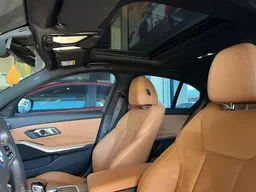BMW 330e