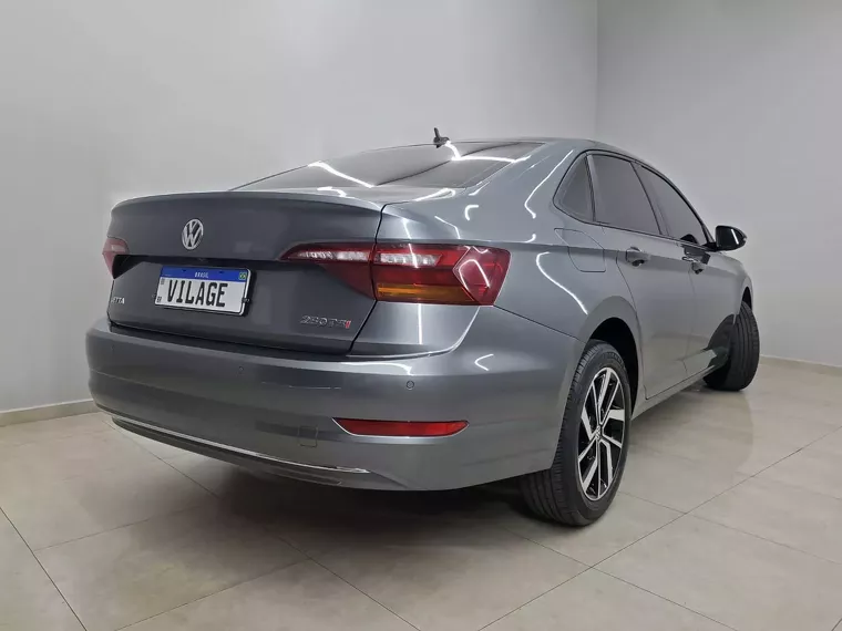 Volkswagen Jetta Cinza 11