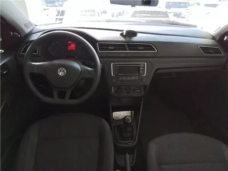 Volkswagen Voyage Branco 3