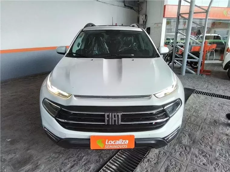 Fiat Toro Branco 3