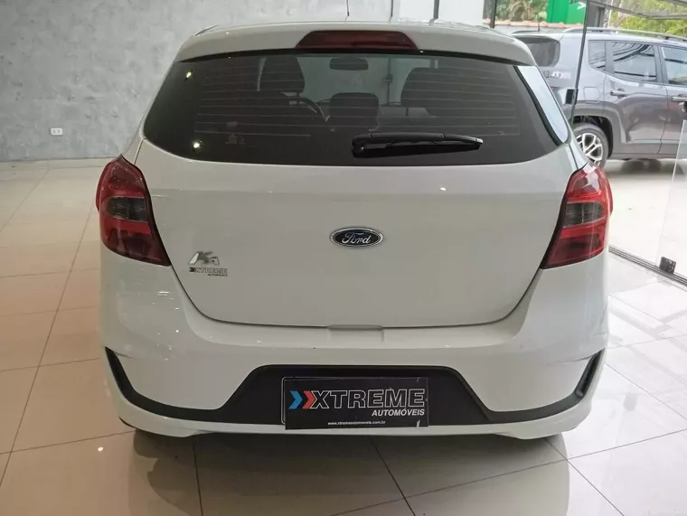 Ford KA Branco 4